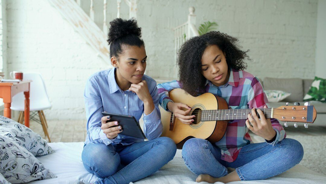 Students taking an online finance class together